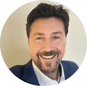 Stellvertretender Vorstand der Taxi Auto Zentrale Stuttgart – operative Leitung und Fuhrparkmanagement